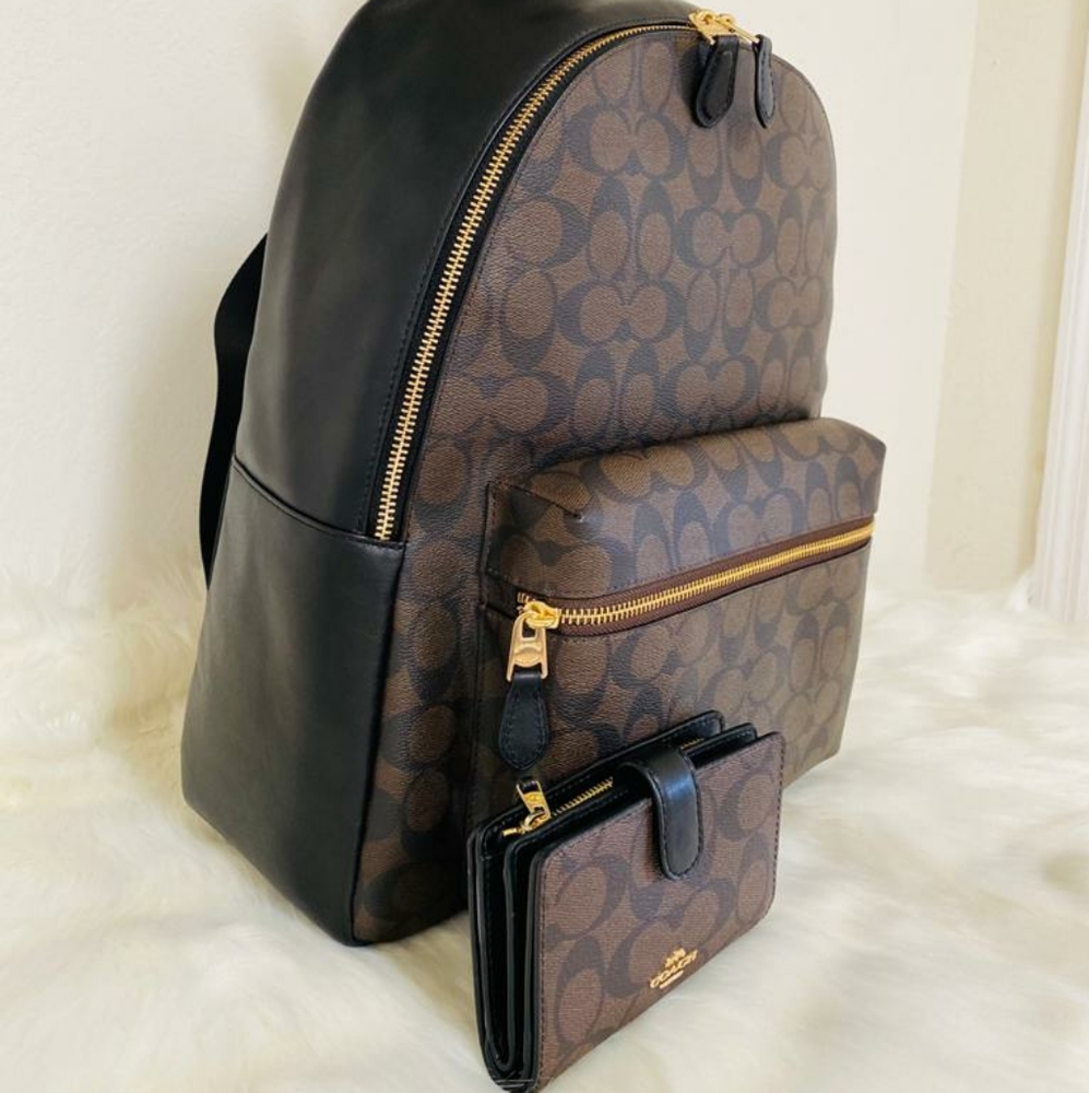 ⚜Coach Charlie Backpack
and Wallet Set - Picture 3 of 12